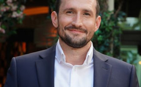 Timothy Ahrens named Director of Food & Beverage at Hilton West Palm Beach