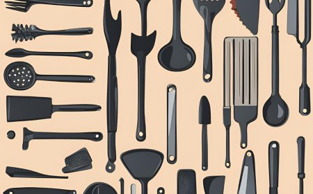 Types of Spoons and Knives Used in Food & Beverage (F&B) Service