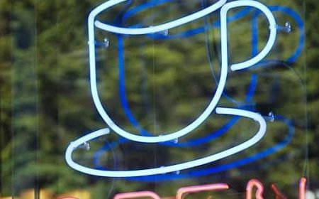 Service Preparation for a Busy Restaurant