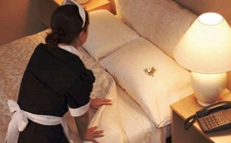 Hotel Turndown Service Procedure (SOP)