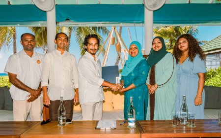 Siyam World partners with CLEANMaldives to tackle plastic waste with year-long recycling initiative
