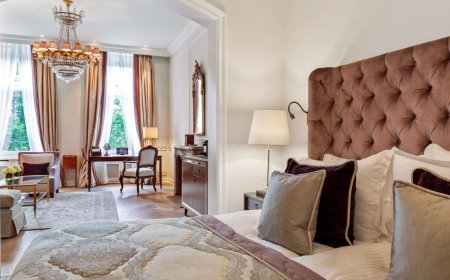 Google Favors its Own Travel Services