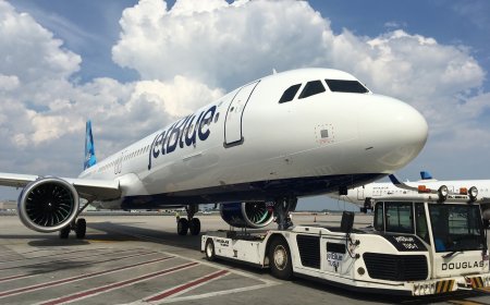 JetBlue Expects More Soft Demand, Cuts Capacity
