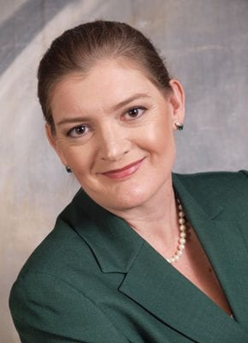 Gayle Edwards named Owner and Chief Executive Officer at Professional Accounting Solutions, Inc. (PAS)