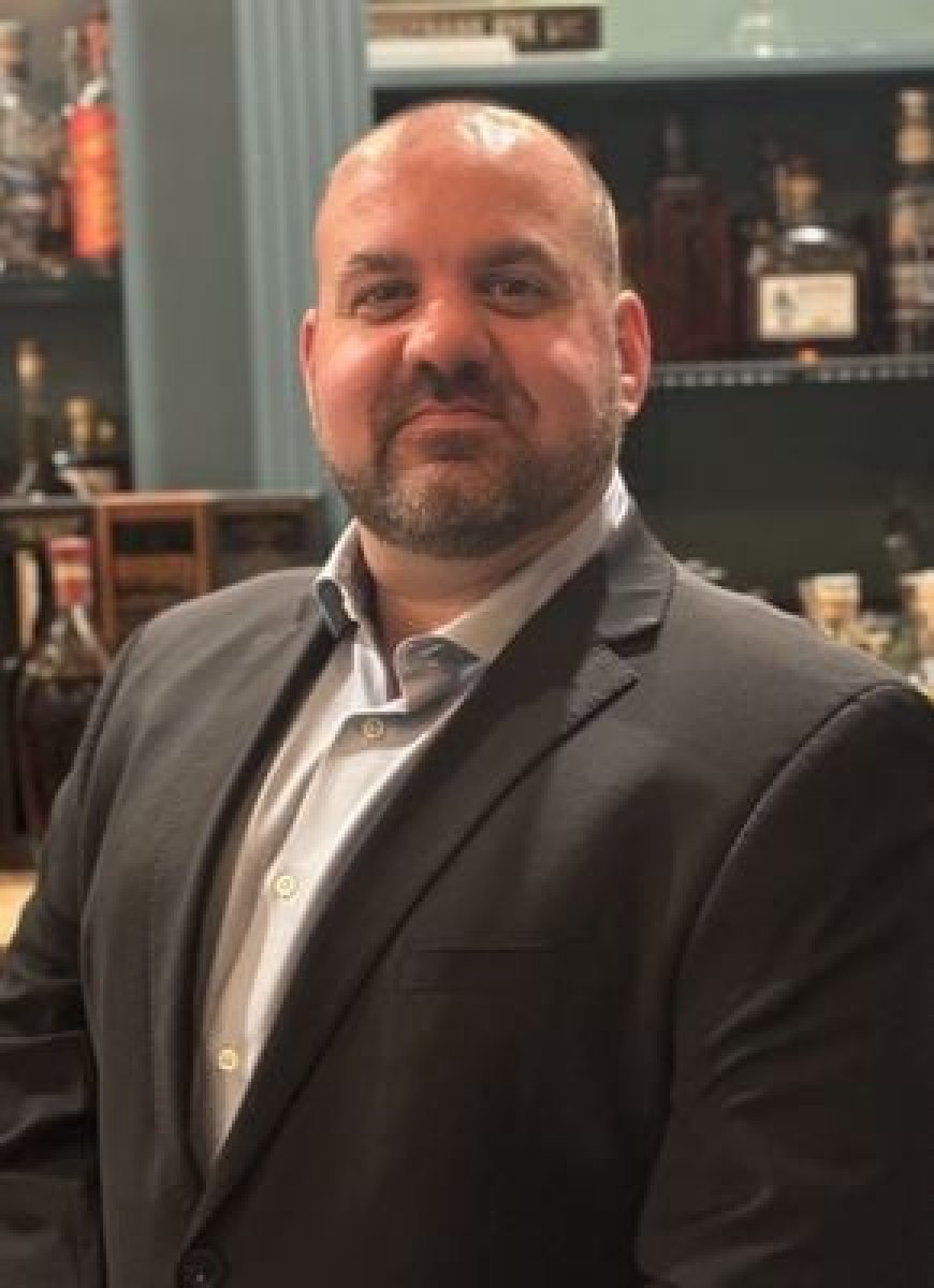 Thomas LaHood has been appointed Director of Food and Beverage Outlets at Hyatt Regency Jacksonville Riverfront