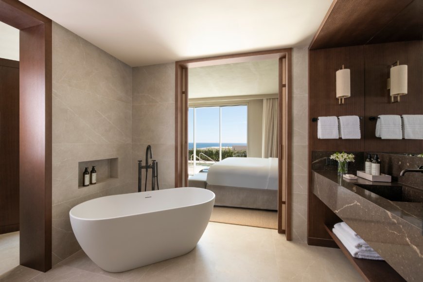 Purging Weak Hotels, More Luxury