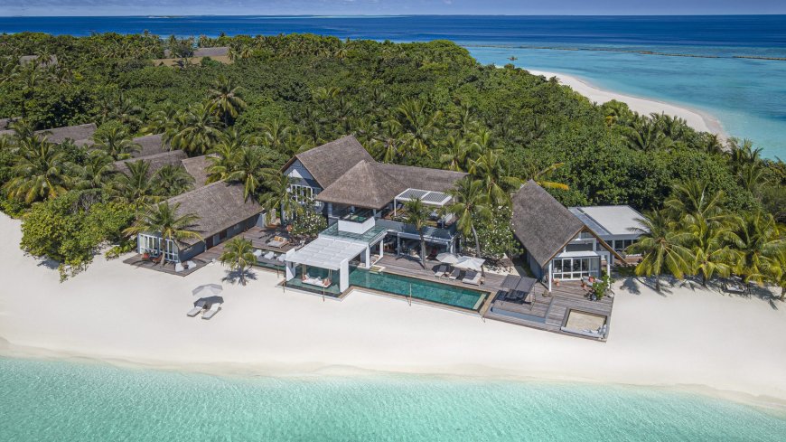 Four Seasons Resort Maldives at Landaa Giraavaru introduces new four-bedroom Landaa Estate