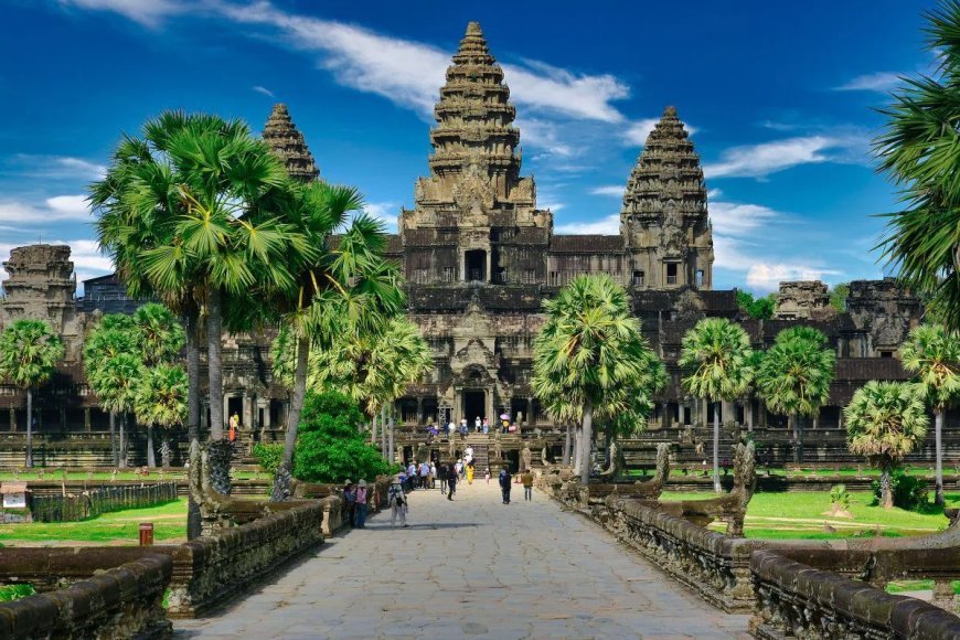Emirates Bets on Cambodia as Chinese Travelers Stay Away