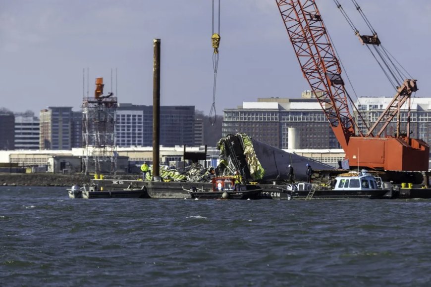 U.S. Regulators Push for Helicopter Traffic Restrictions Near DCA After Fatal Crash