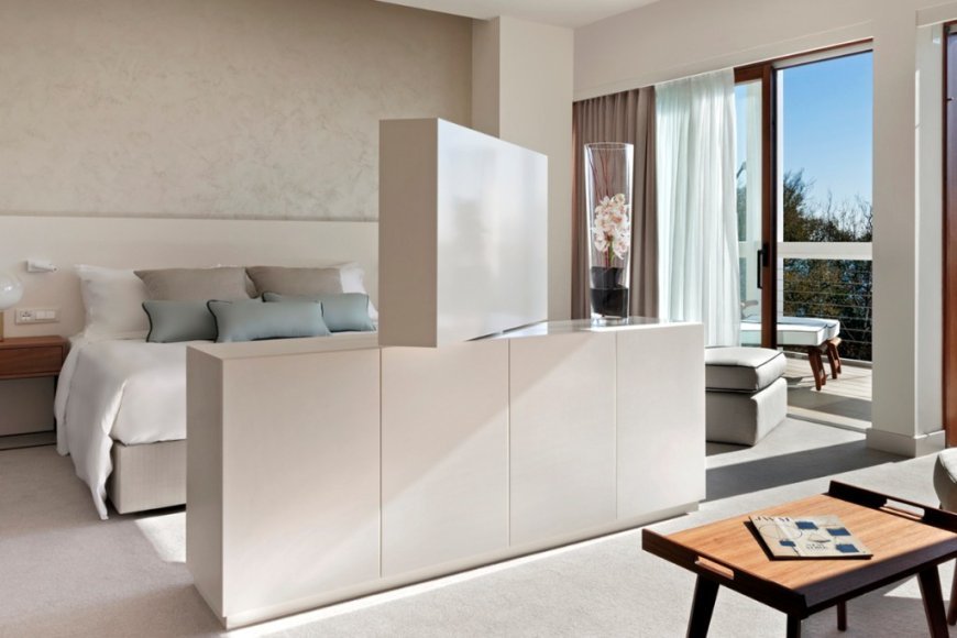 Marriott Sees "Somewhat Softer" Demand, Talks CitizenM Deal