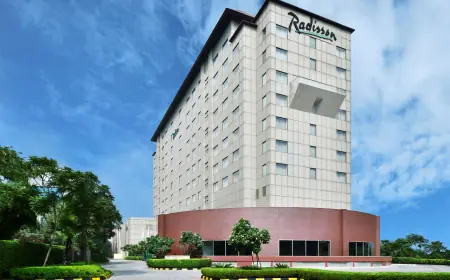 A Nostalgic Journey Awaits: Radisson Blu Plaza Delhi Airport & Radisson Gurugram Udyog Vihar Celebrate the Spirit of Vintage Travel