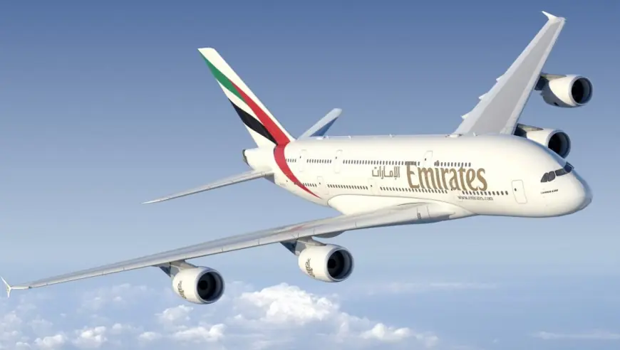 Emirates A380 Waits Nearly 3 Hours to Land in Toronto Amid Heavy Snow