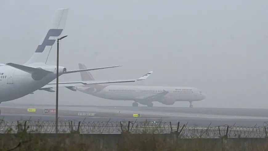 Dense Fog at Indian Airports Causes Flight Delays and Cancellations