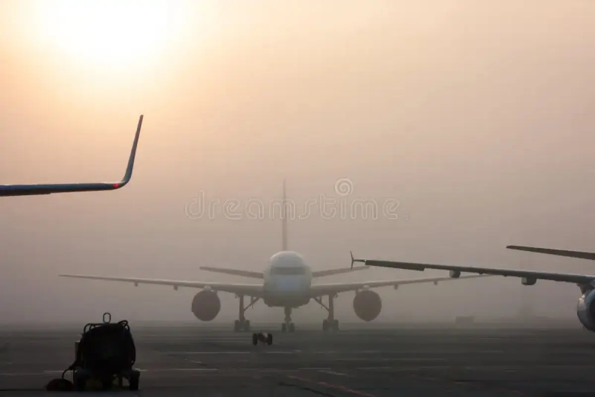 Dense Fog Disrupts Delhi‑NCR Air Traffic as IGI Airport Switches to CAT III Operations