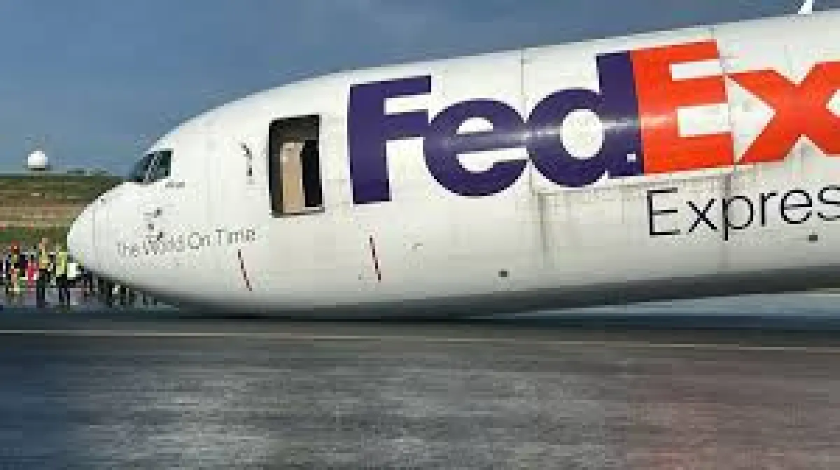 FedEx Cargo Plane Suffers Nose Gear Collapse at Baltimore Airport