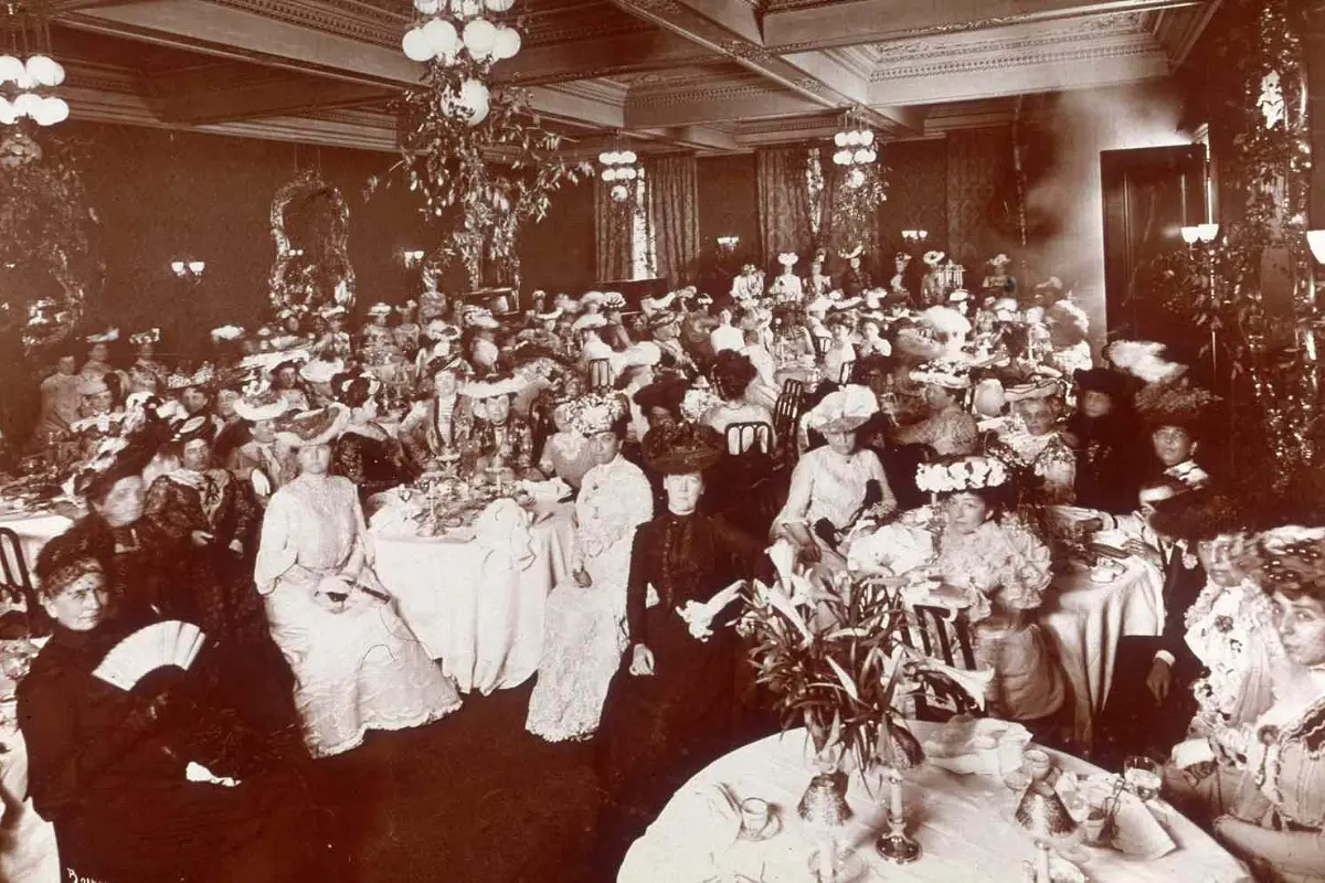 Delmonico’s Steakhouse Highlights Historic Role in Advancing Women’s Dining Rights