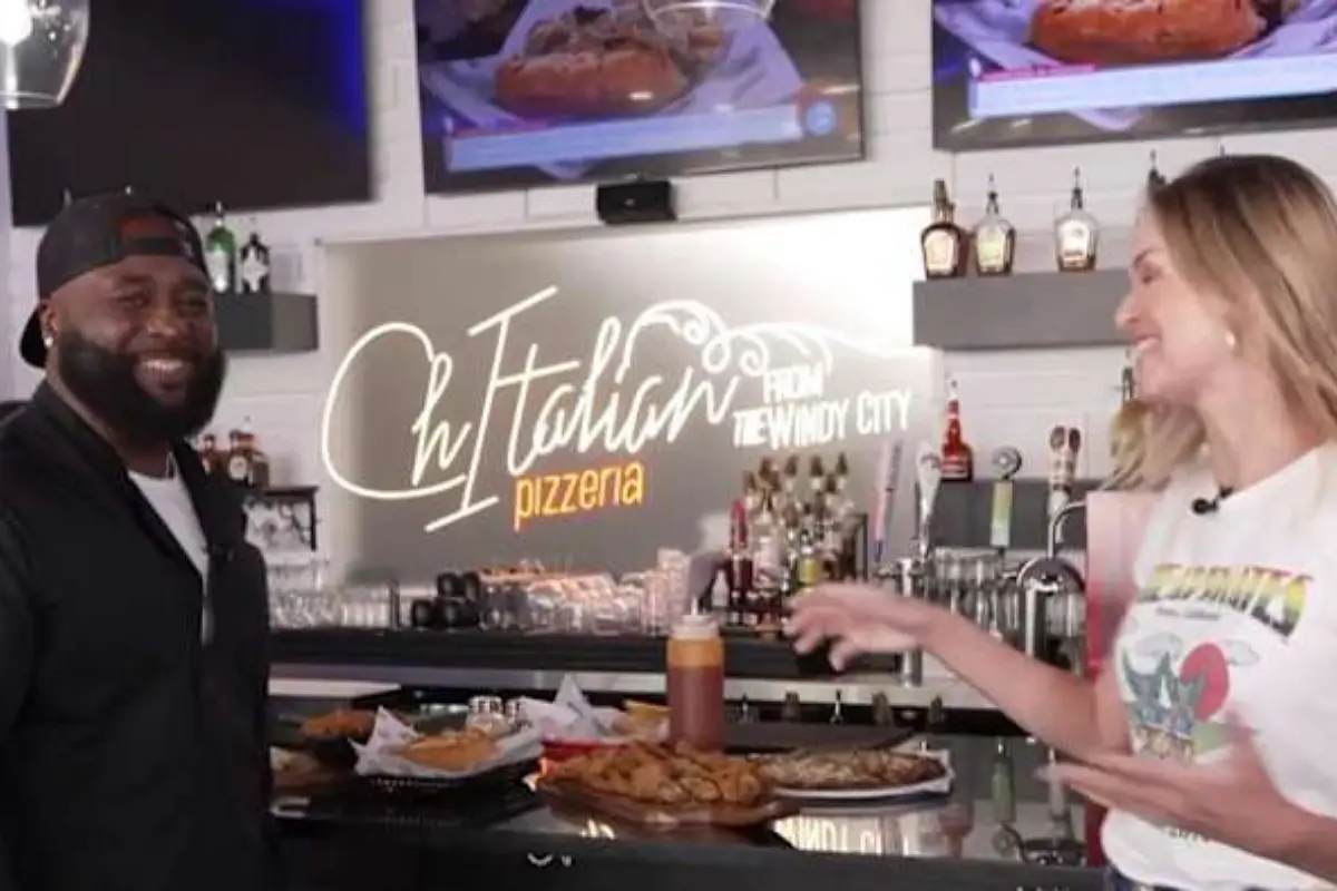 Houston Restaurant Offers Food Truck Pricing During Black Restaurant Week to Boost Accessibility