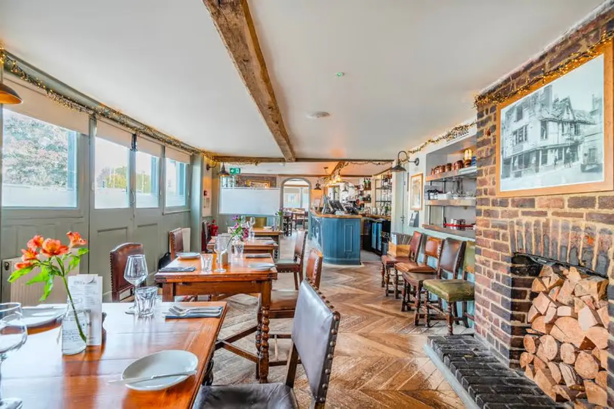 New Owner Secures Future of Award-Winning UK Restaurant