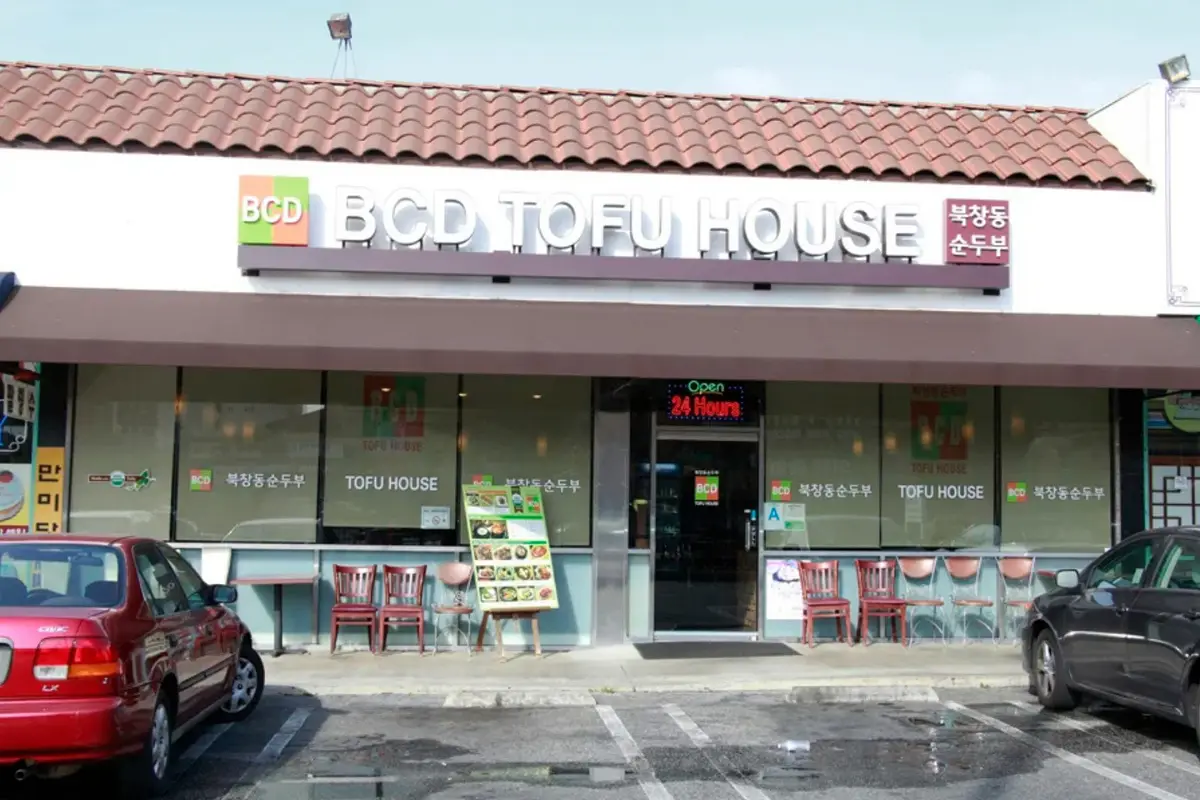 Lee Taero, Co-Founder of BCD Tofu House Restaurant Chain, Dies at 88