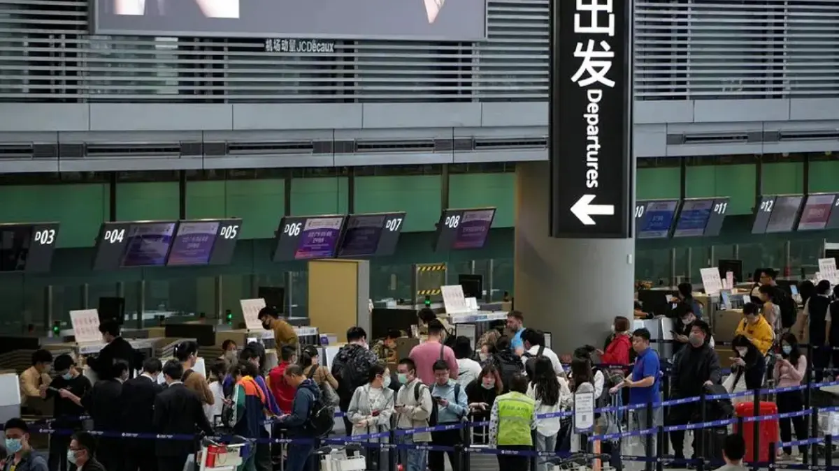 Severe Flight Disruptions in China Leave Thousands Stranded Amid Hundreds of Delays and Cancellations