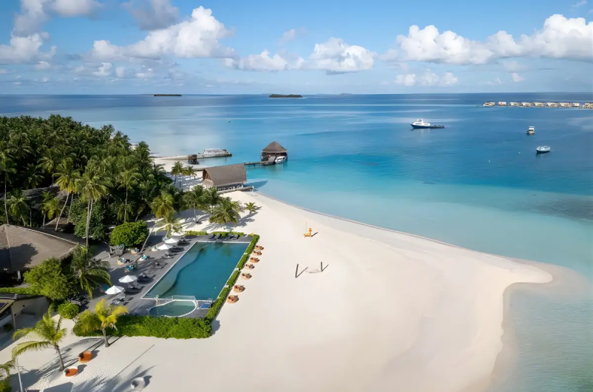 Angsana Velavaru wins British Airways Customer Excellence Award 2025 for guest service performance