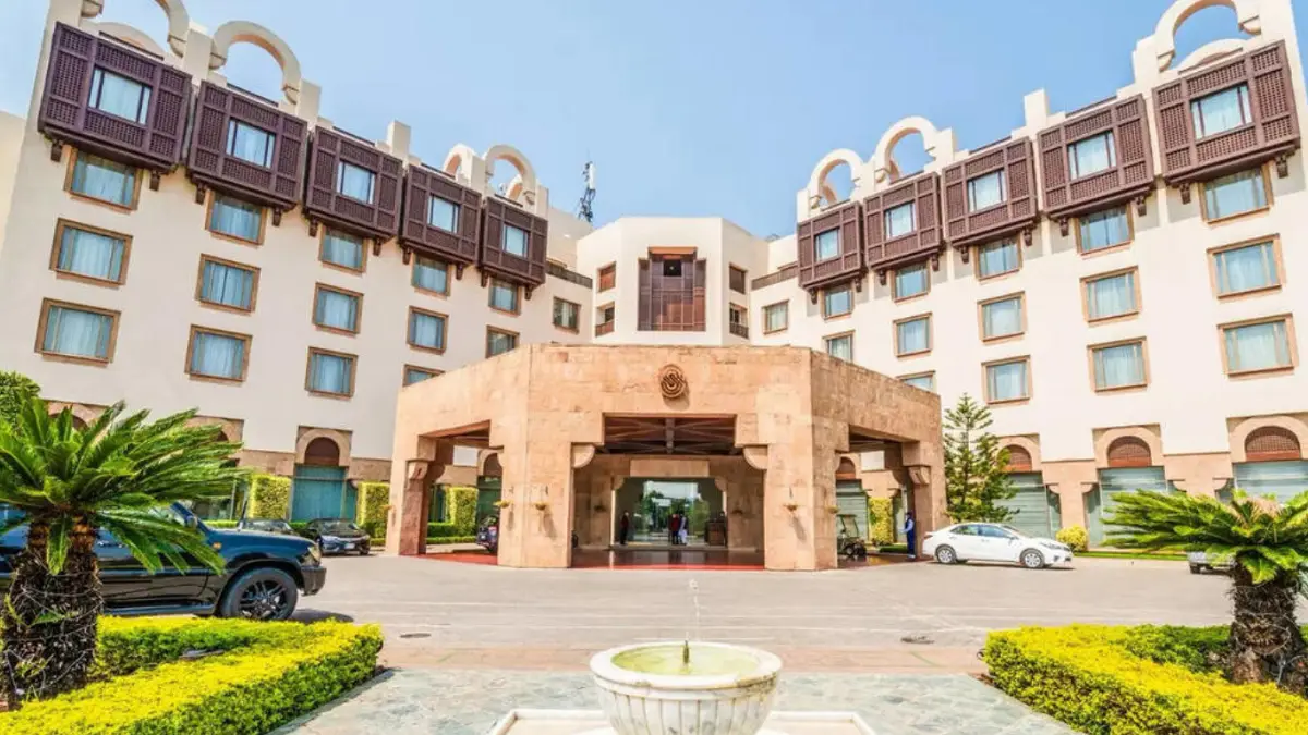 Pakistan Faces Backlash After Unpaid Dues at Serena Hotel During US–Iran Talks in Islamabad
