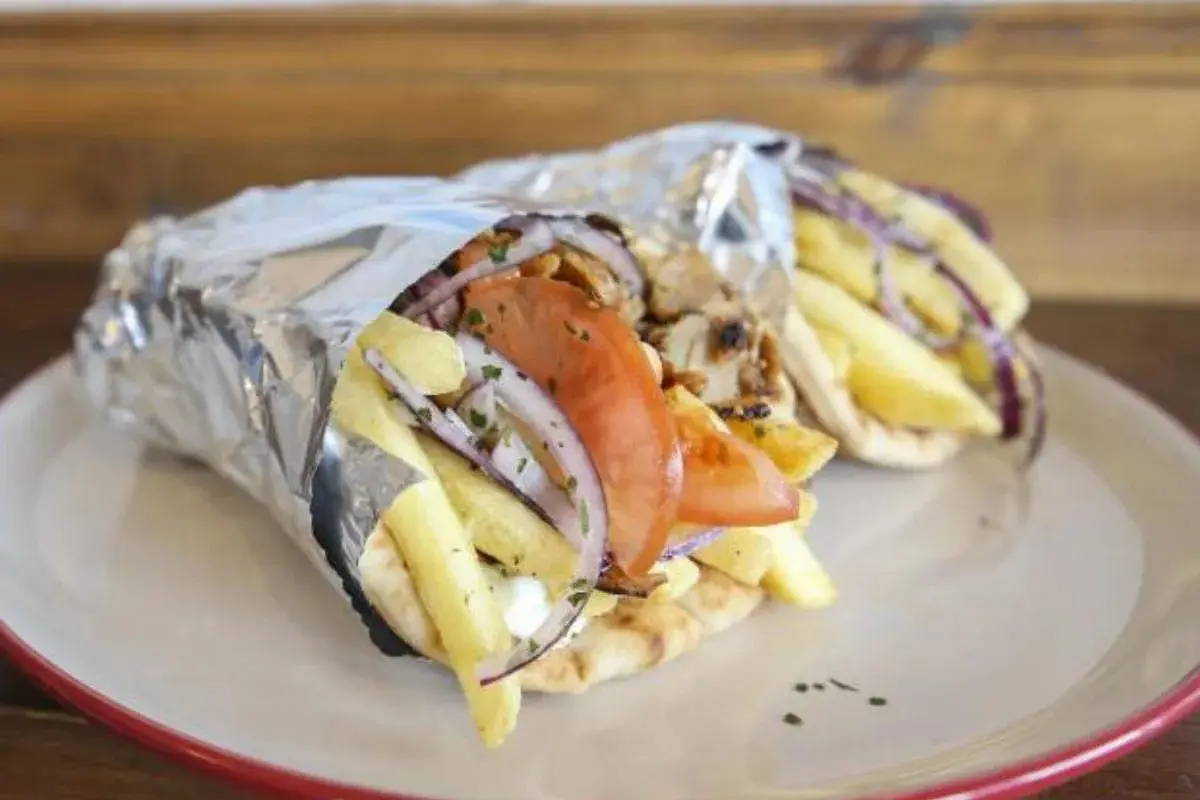 Greek Restaurant Reopens in Dennistoun After Closure, Reviving Glasgow Dining Scene