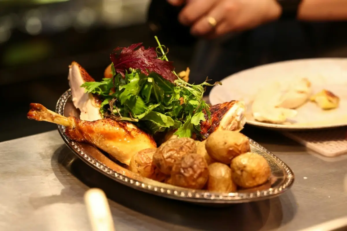 New York Restaurant $40 Half Chicken Sparks Debate Over Rising Dining Costs
