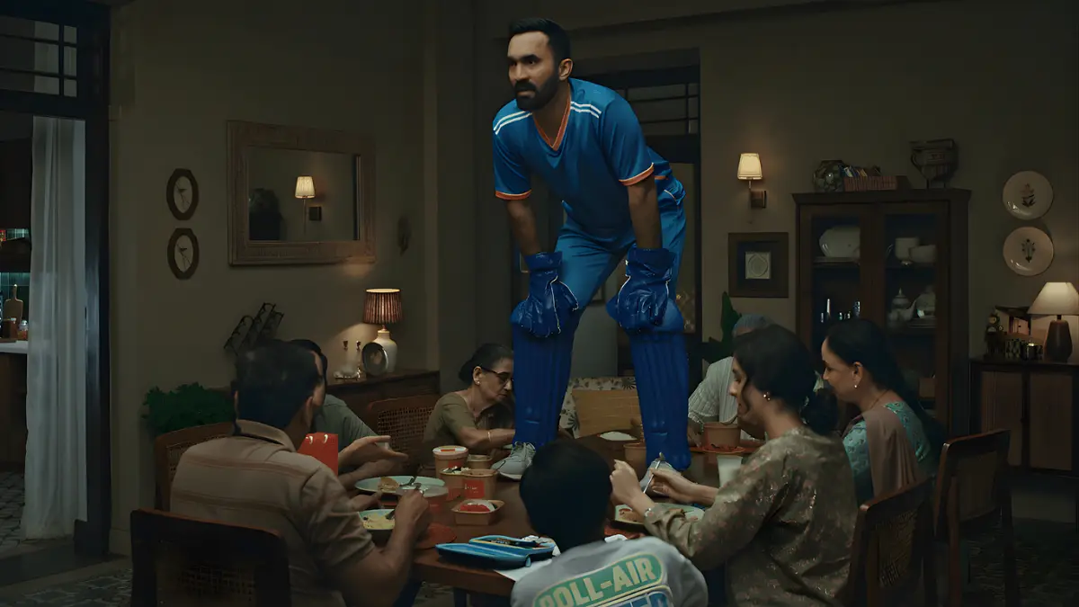 Swiggy Campaign Partners Dinesh Karthik for Cricket-Themed Push