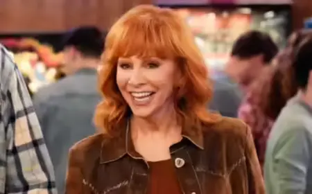 Reba McEntire Says Real-Life Restaurant Experience Shaped ‘Happy’s Place’ Production Approach