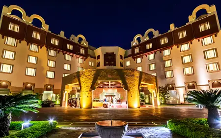 Islamabad Serena Hotel Turned Diplomatic Hub for US-Iran Talks