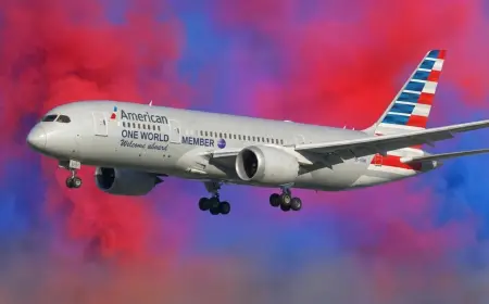 American Airlines Firmly Rejects United Merger Talks, Shares Fall