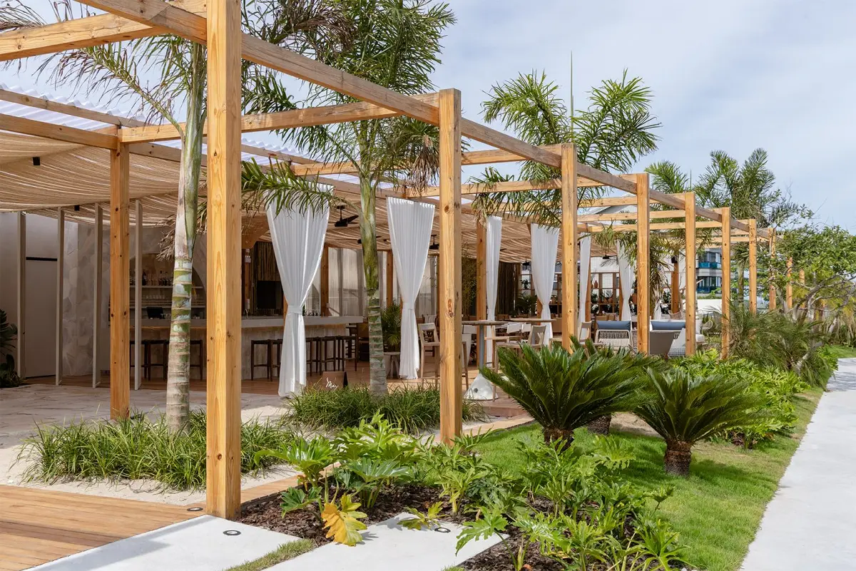 Sensory Architecture: Redefining the Coastal Brazil Restaurant Experience Through Light and Texture