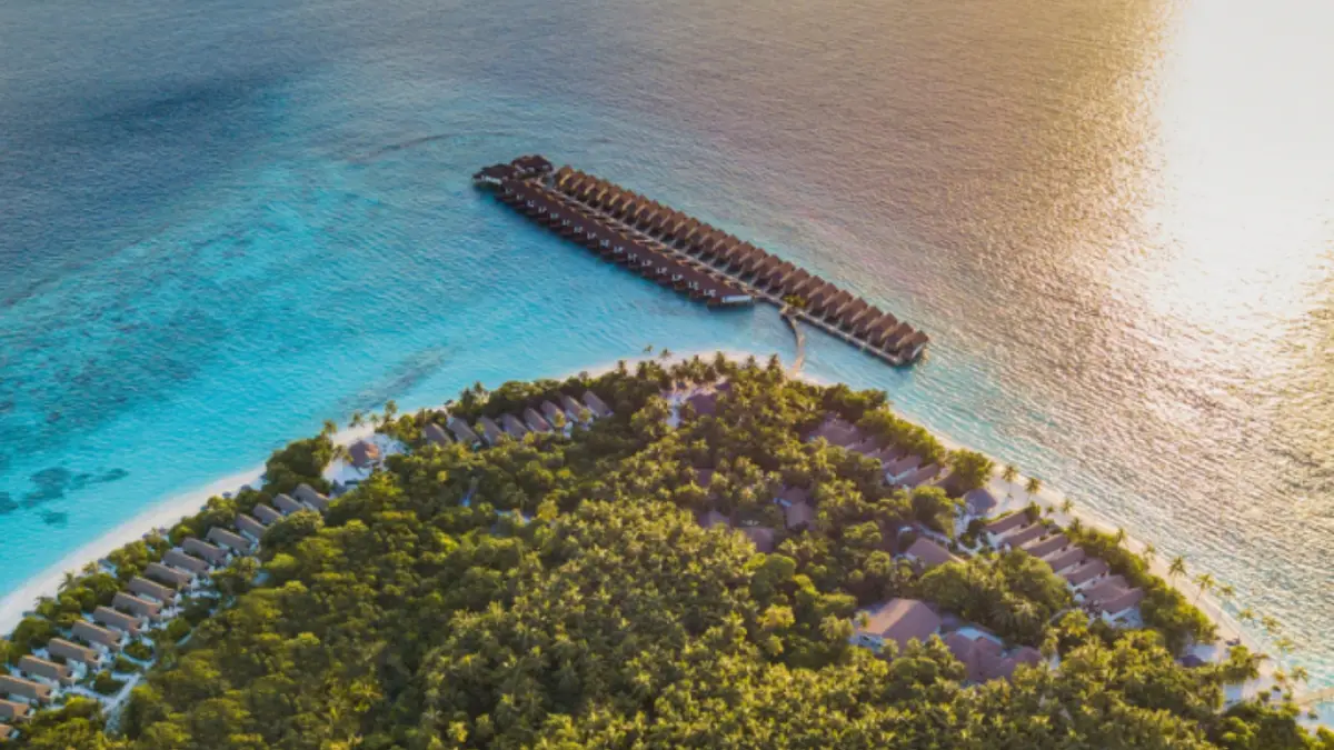 Reethi Faru Resort Earns Green Globe Certification for Sustainable Tourism