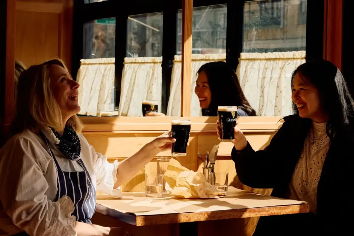 Dean’s Pub New York Revives Classic Neighborhood Bar Culture in Manhattan