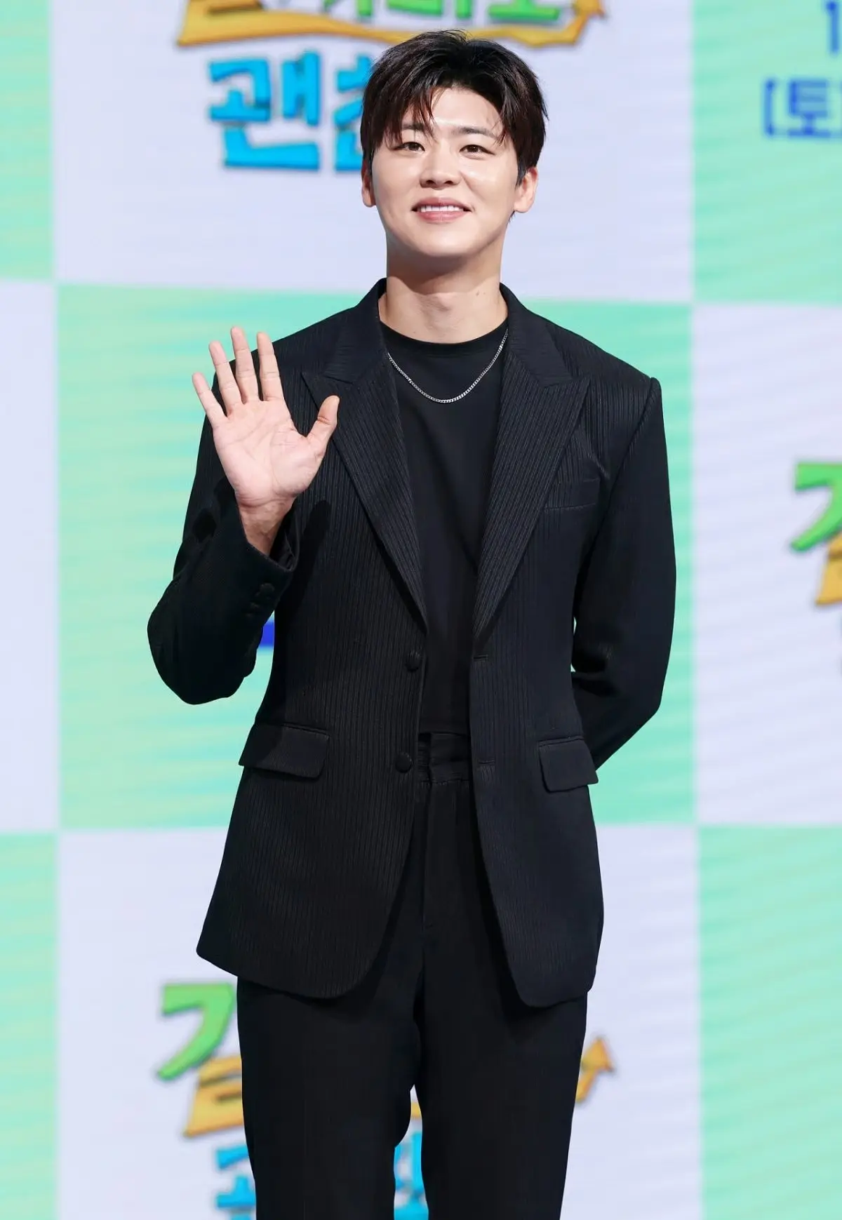 Jeon Hyun-moo Plan 3 Park Ji-hyun: Trot Star Reveals Hidden Past as Chinese Alum