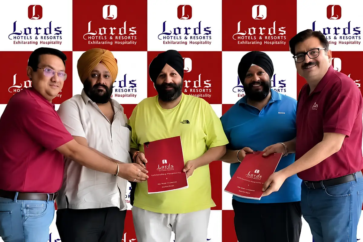 Lords Inn Amritsar Signs Hotel Near Golden Temple