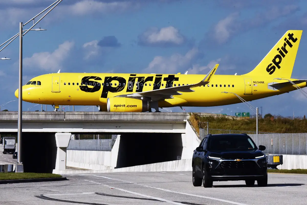 Spirit Airlines Faces Controversial Lawsuit Over Mass Job Cuts