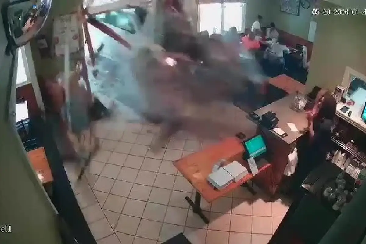 Car Crashes Into New Orleans Restaurant, Forces Indefinite Closure