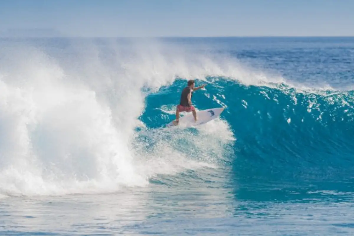 Kuda Villingili Maldives Launches Surf & Relax Offer