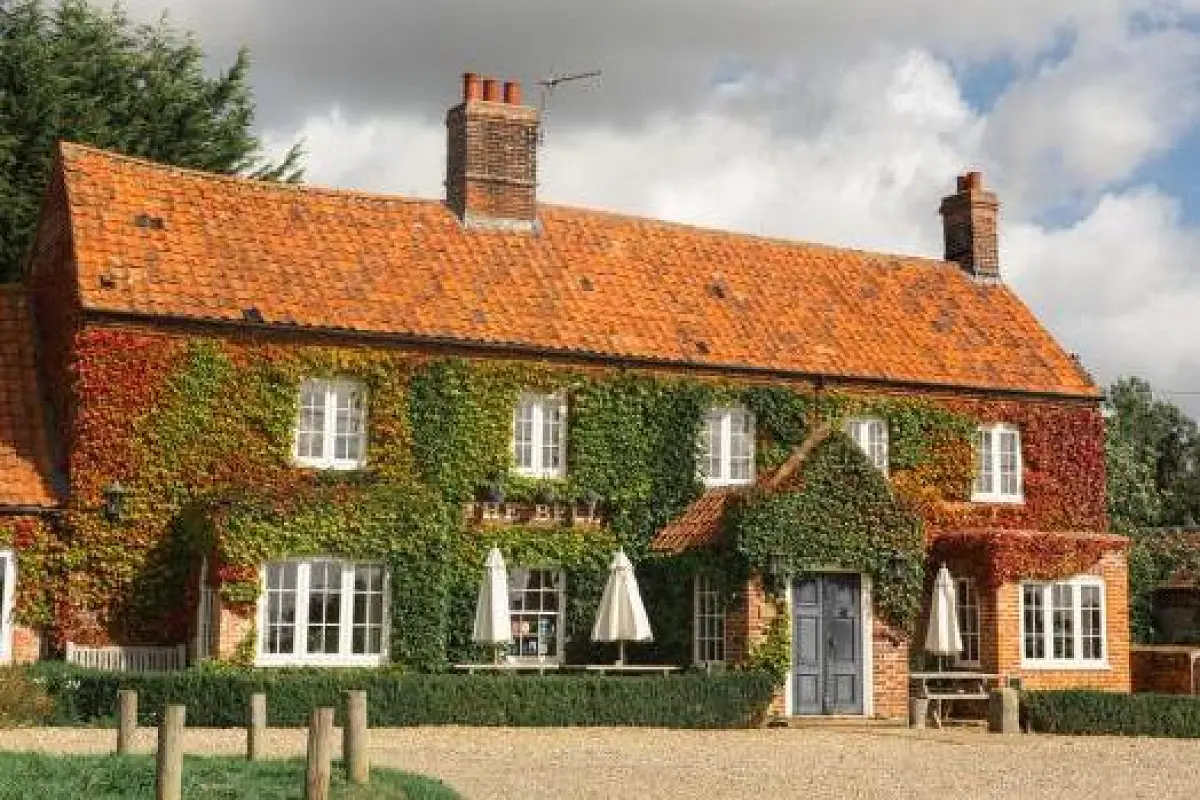 The Brisley Bell Wins Top Honor in The Good Food Guide