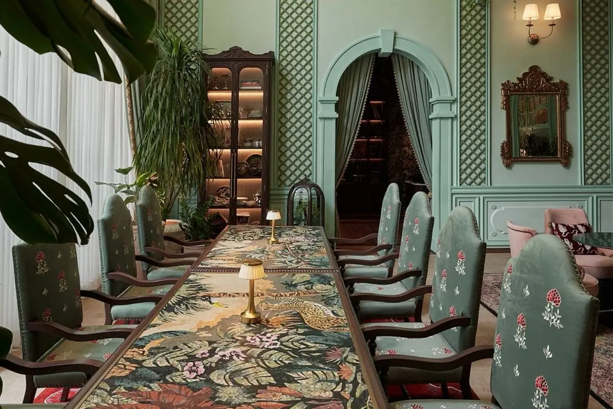 Leela Palace Bengaluru Launches Botanical Dining Concept The Azulian House