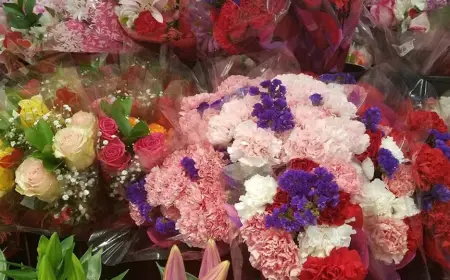 Mother’s Day Deals 2026: Best Restaurant, Flower, Retail and Gift Card Offers This Year