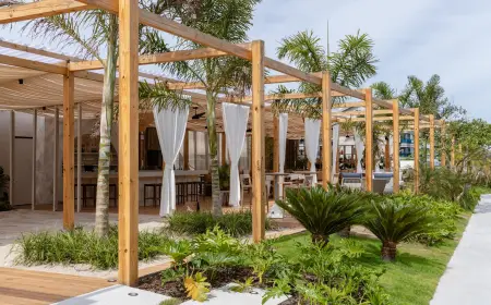 Sensory Architecture: Redefining the Coastal Brazil Restaurant Experience Through Light and Texture