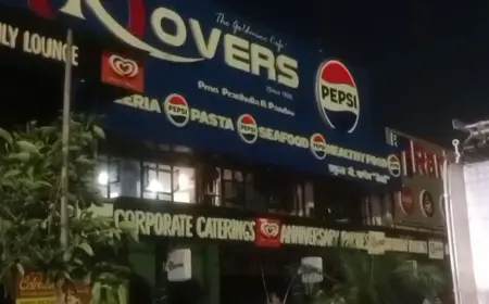 Fire Breaks Out at Ganj Restaurant in Lucknow: Safety Measures Prevent Casualties