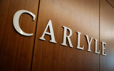 KFC and Pizza Hut Asia Sale Draws Interest From Carlyle and Yum China