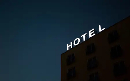 BMC Mumbai Targets Hotels, Corporates Over Marathi Signboards