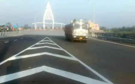 Ganga Expressway Goes Toll-Active: Traffic Drops Nearly 50% Overnight as Adani and IRB Begin Charging — Full Rate List Inside