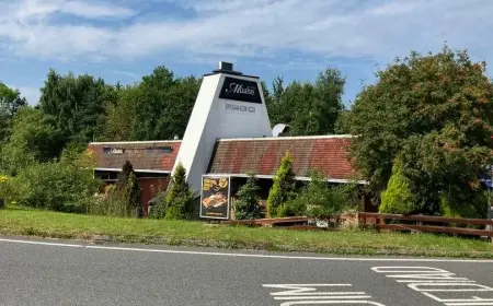Hidden Gem: Roadside Curry Restaurant on North Wales Bypass Named One of Nation's Best