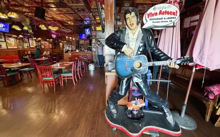Viva Garden Grove: The Calif. Mexican Restaurant with an Obsessive, Overwhelming Love of Elvis